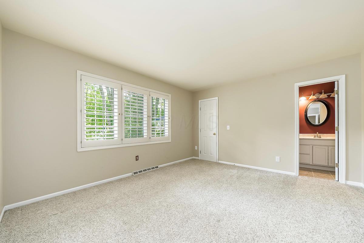 2768 Edgewood Road Upper Arlington, OH 43220 - Photo 18 of 36