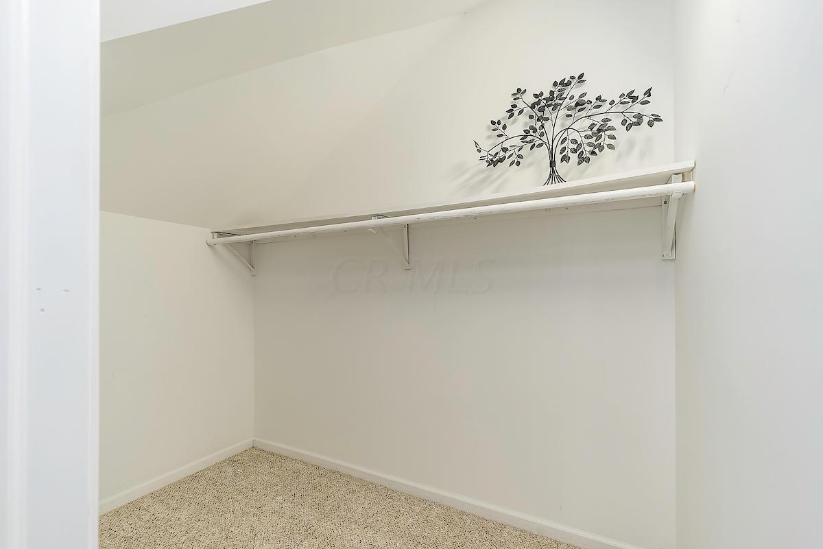 2768 Edgewood Road Upper Arlington, OH 43220 - Photo 20 of 36