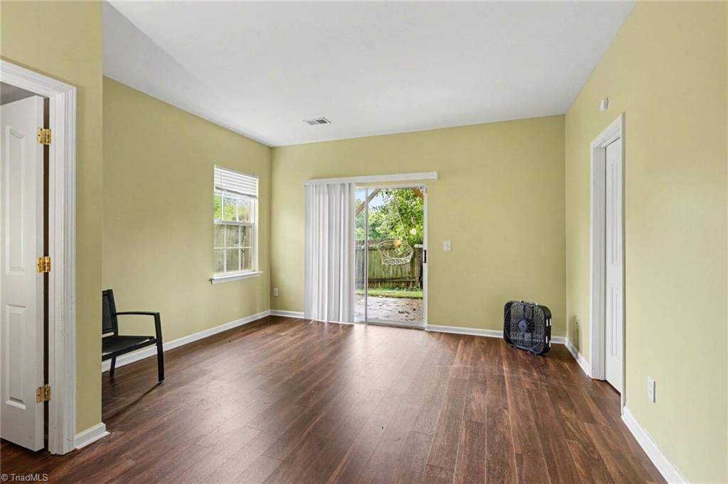 3813 Tarrant Trace Circle High Point, NC 27265 - Photo 15 of 27