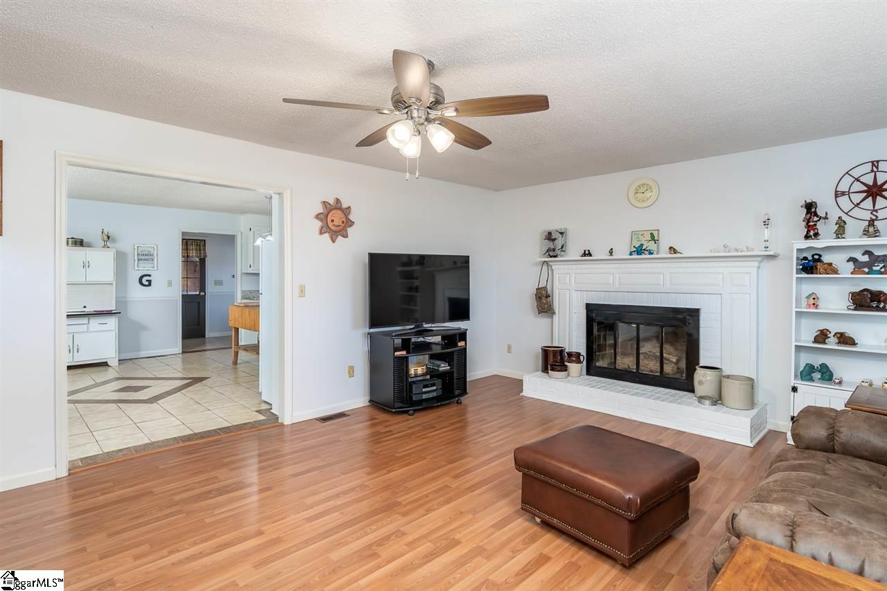 2 Ben Hurt Road Lyman, SC 29365 - Photo 8 of 32