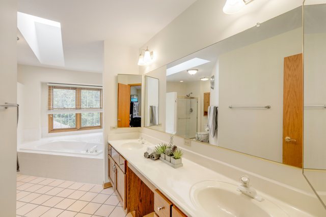 N679 Chelsea Circle Winfield, IL 60190 - Photo 22 of 39