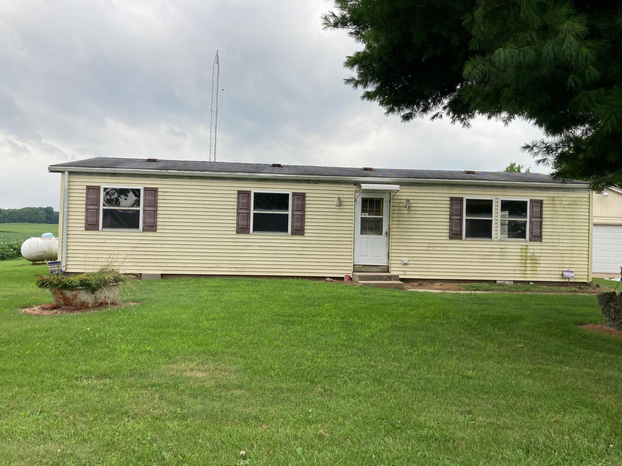 12257 North Kern Road Syracuse, IN 46567 - Photo 1 of 1 Gallery Image 1