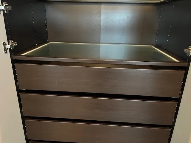 a close view of sink