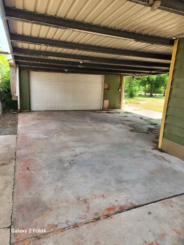 a view of outdoor space