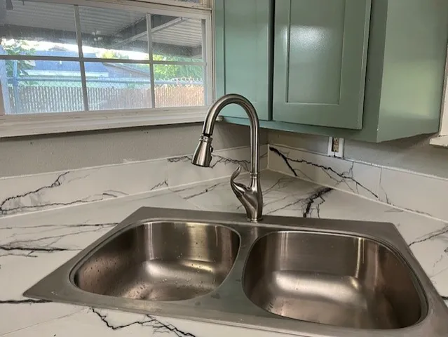 a close view of sink and tap