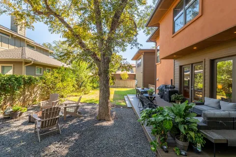 $849,000 | 5606 Clay Avenue, Unit B2, Austin, TX 78756