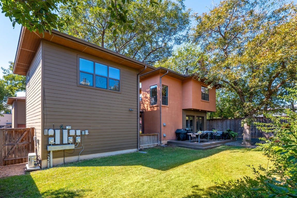 5606 Clay Avenue, Unit B2 Austin, TX 78756 - Photo 31 of 40