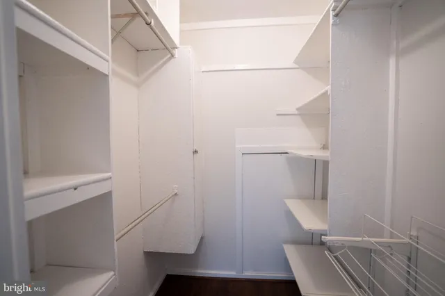 a view of walk in closet
