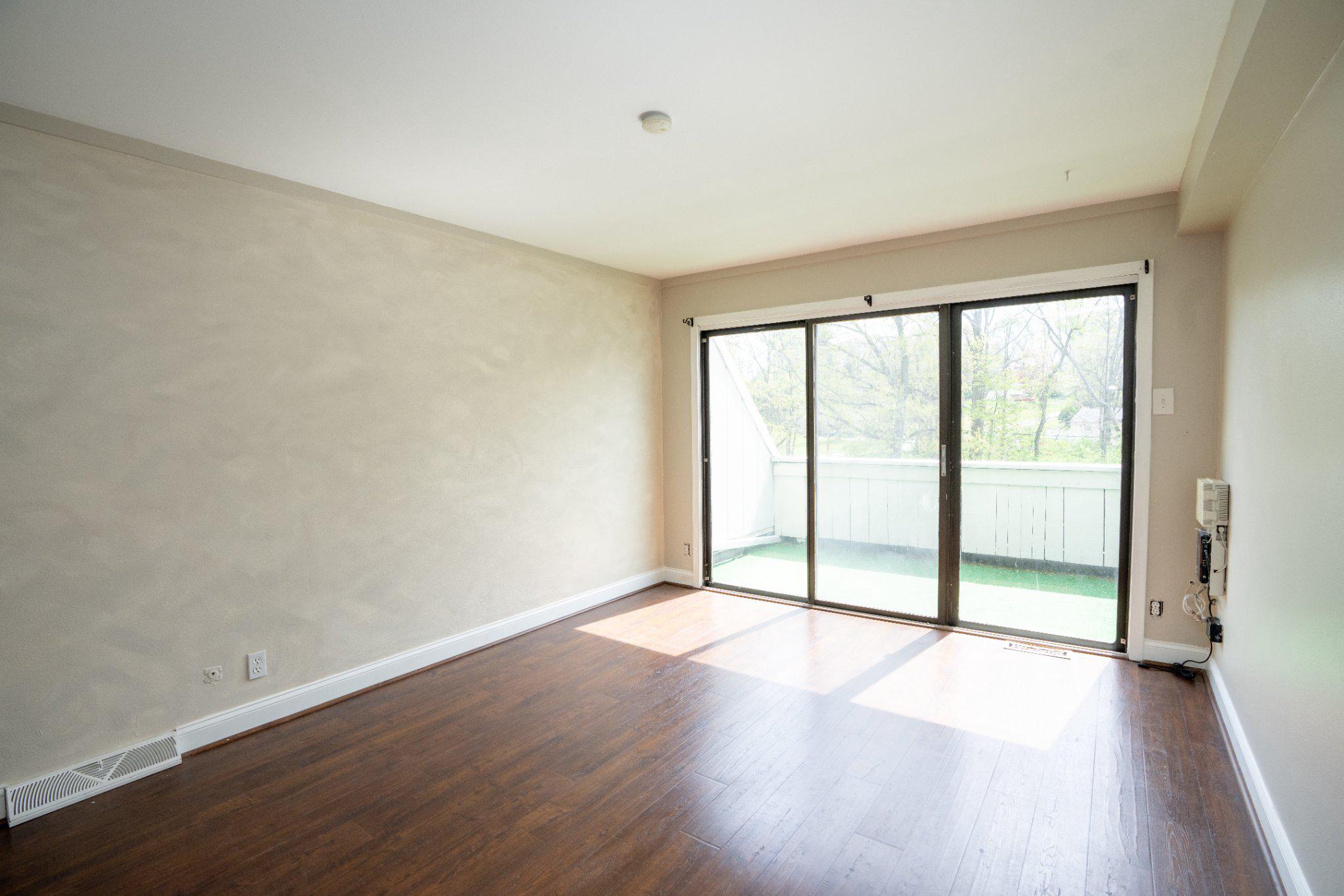 573 Summit House West Chester, PA 19382 - Photo 12 of 24 Spacious, bright bedroom with private balcony.