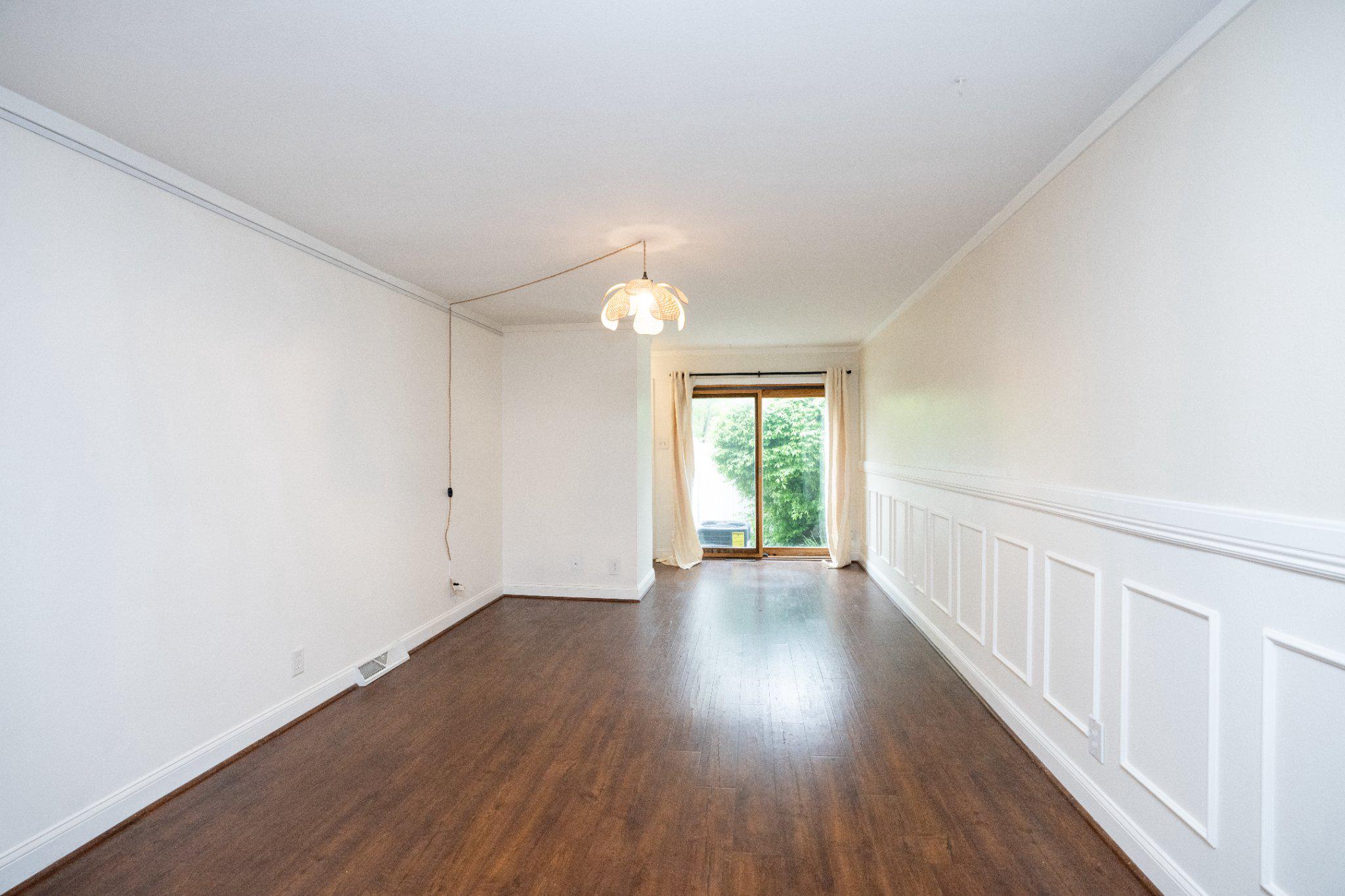 573 Summit House West Chester, PA 19382 - Photo 3 of 24 Spacious room with beautiful wainscoting