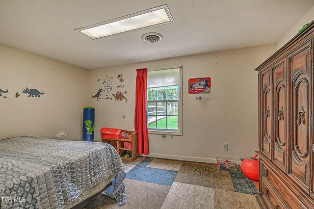 $165,000 | 553 North Mill Hollow Road, Castlewood, VA 24224