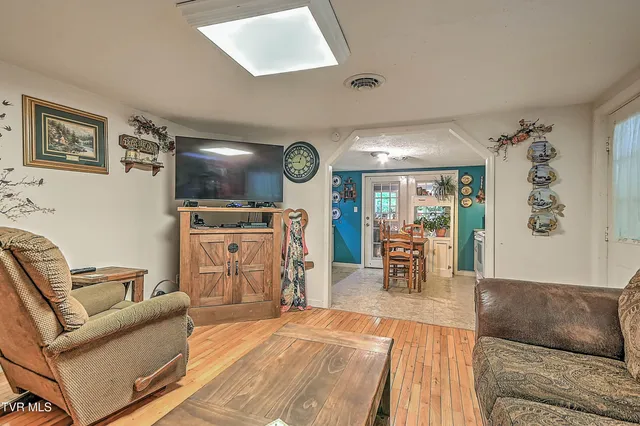 $165,000 | 553 North Mill Hollow Road, Castlewood, VA 24224