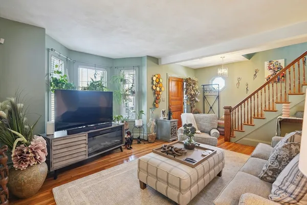 $565,000 | 81 Glenwood Street, Lynn, MA 01902