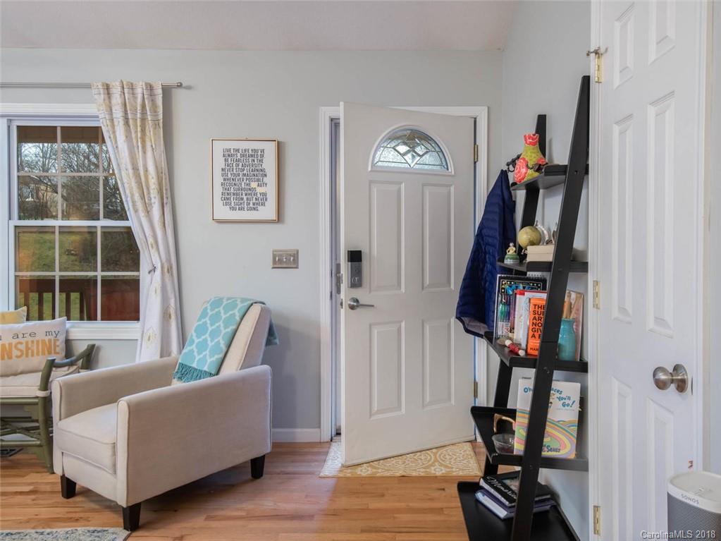 15 West Raleigh Road Asheville, NC 28803 - Photo 4 of 31 Gallery Image 4