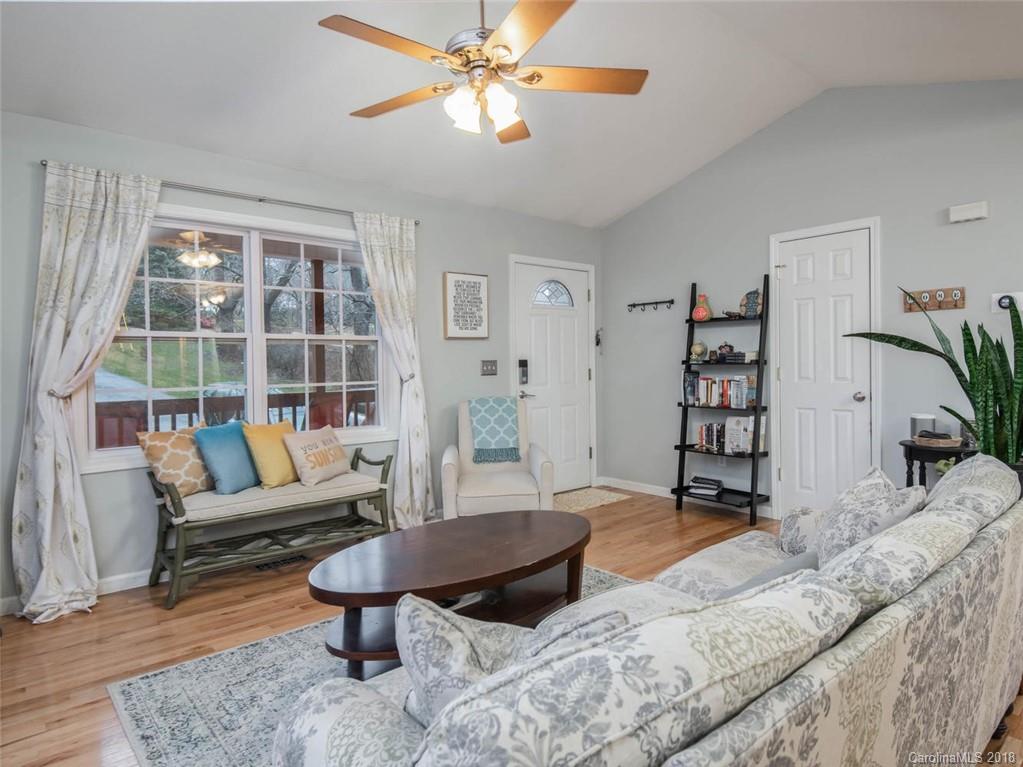 15 West Raleigh Road Asheville, NC 28803 - Photo 7 of 31 Gallery Image 7