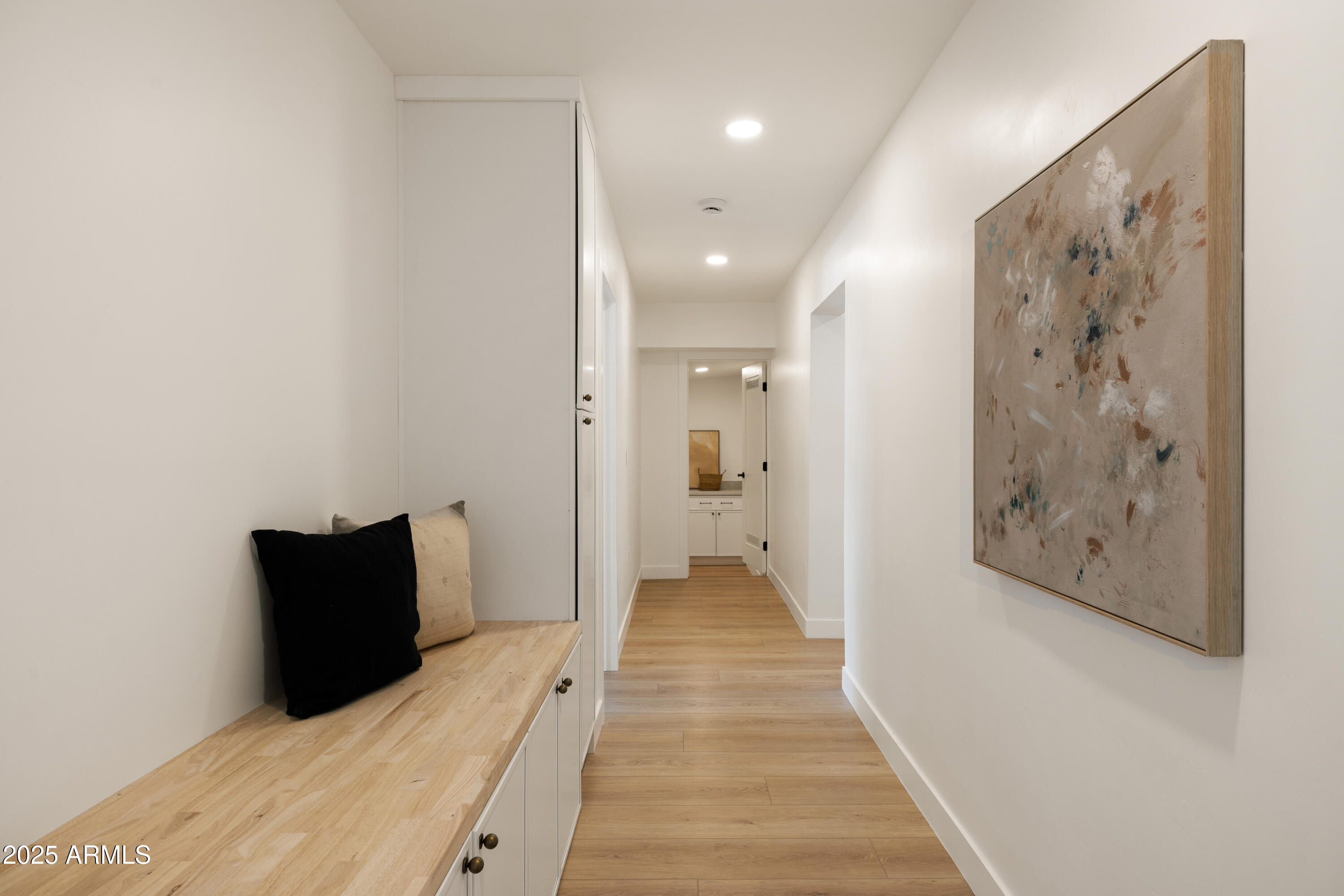 927 West Roma Avenue Phoenix, AZ 85013 - Photo 21 of 53 Side Entry