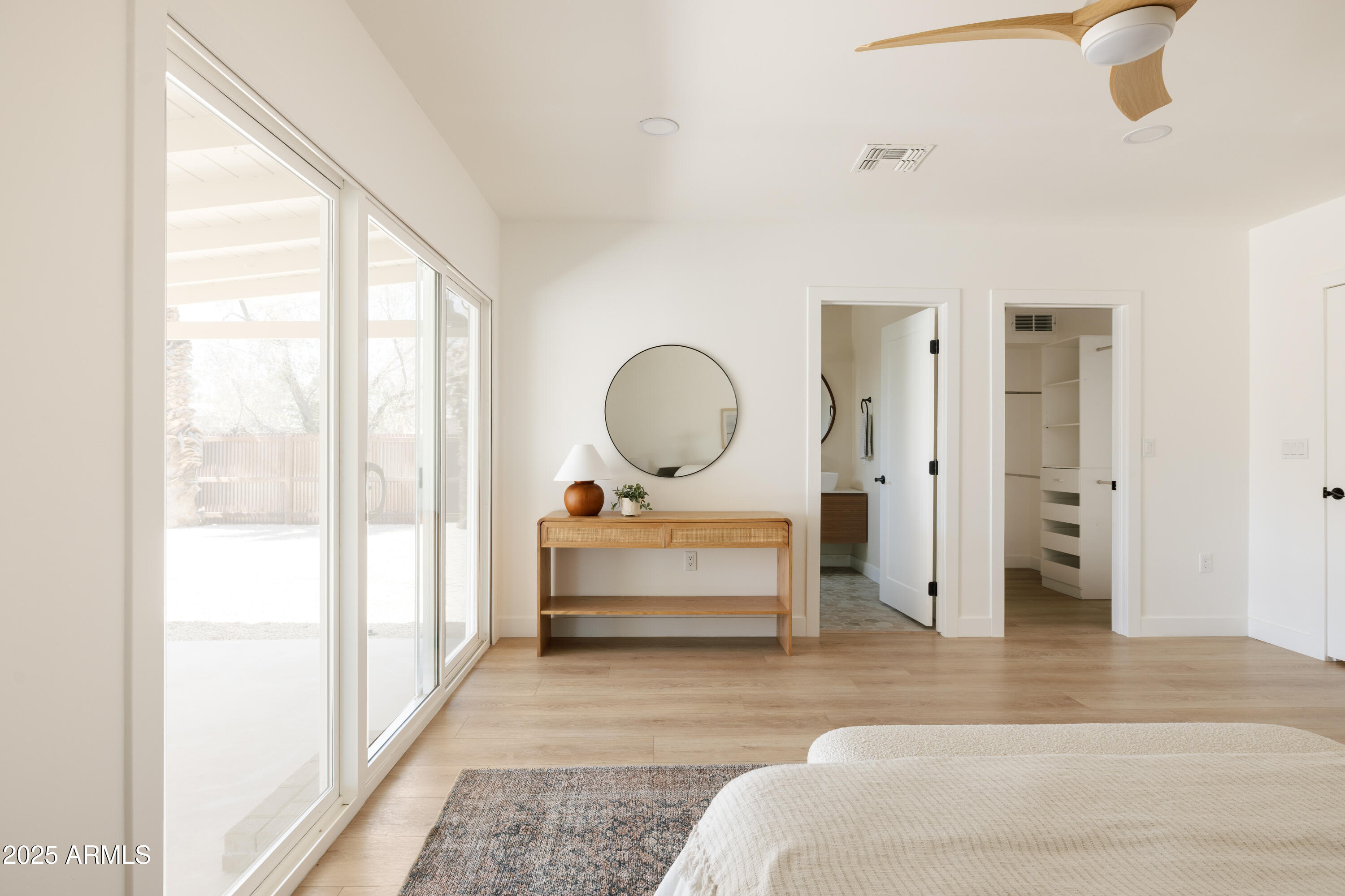 927 West Roma Avenue Phoenix, AZ 85013 - Photo 28 of 53 Primary Suite