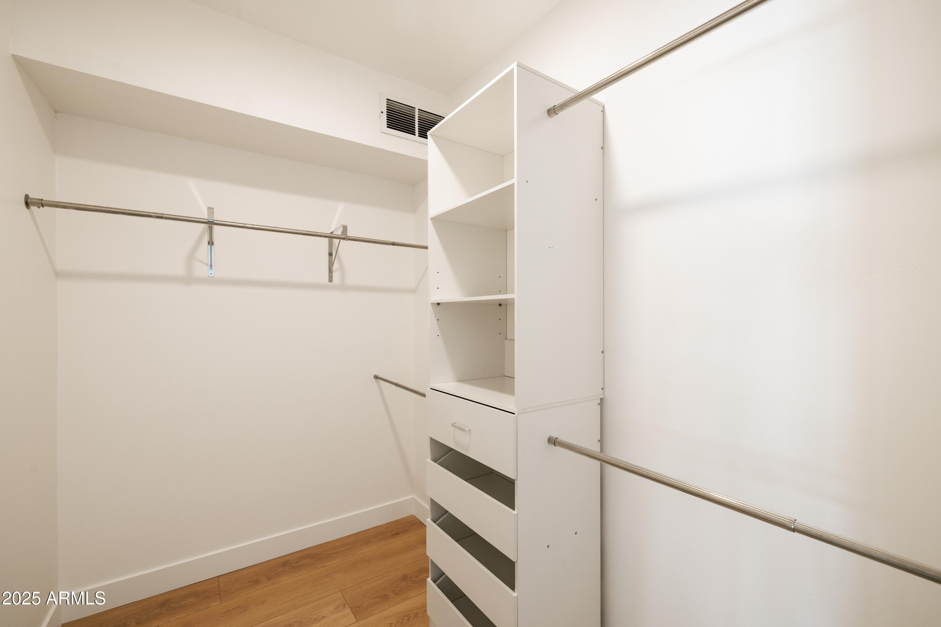 927 West Roma Avenue Phoenix, AZ 85013 - Photo 33 of 53 Walk-in Closet