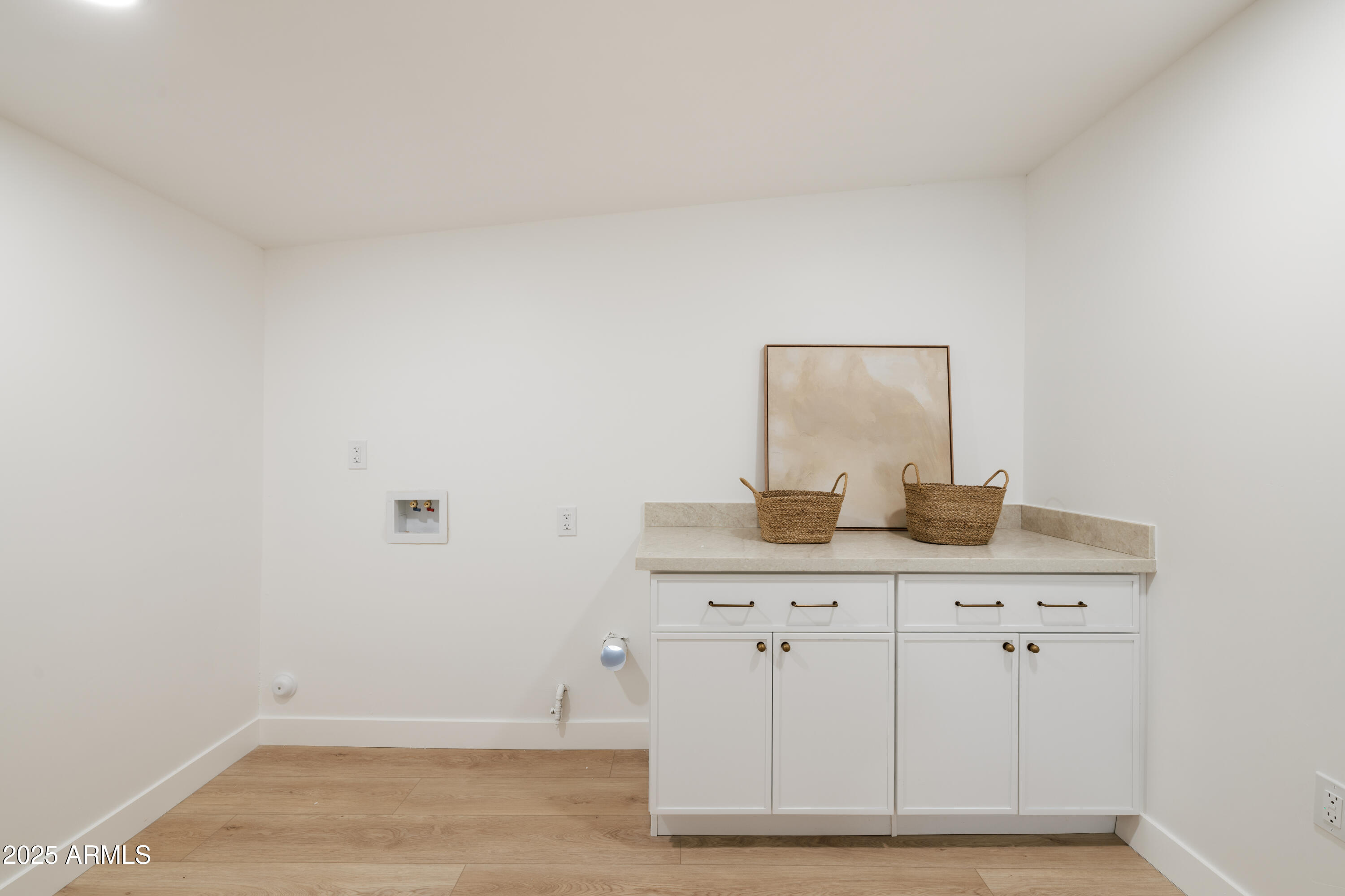 927 West Roma Avenue Phoenix, AZ 85013 - Photo 34 of 53 Indoor Laundry