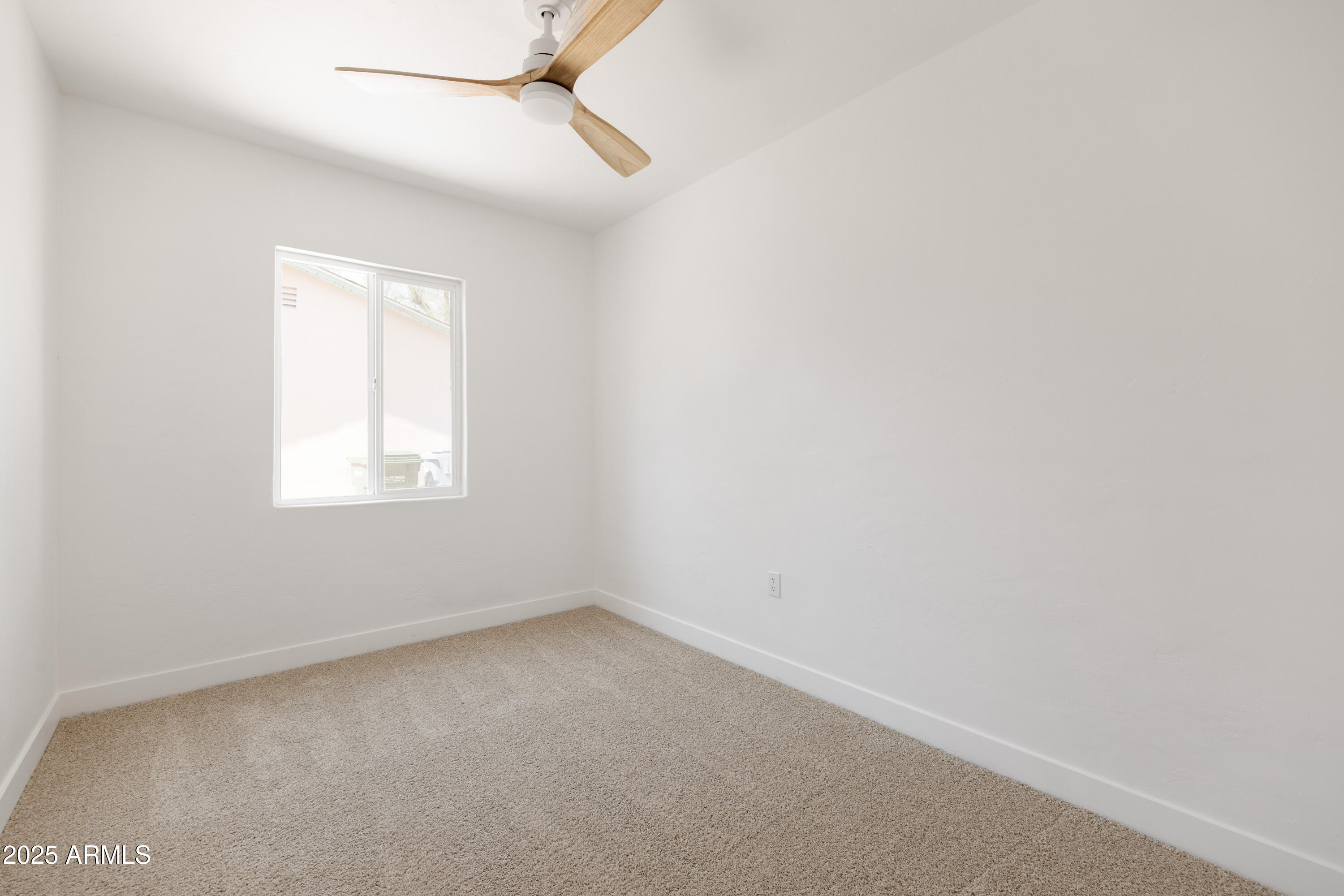 927 West Roma Avenue Phoenix, AZ 85013 - Photo 37 of 53 Bedroom 3