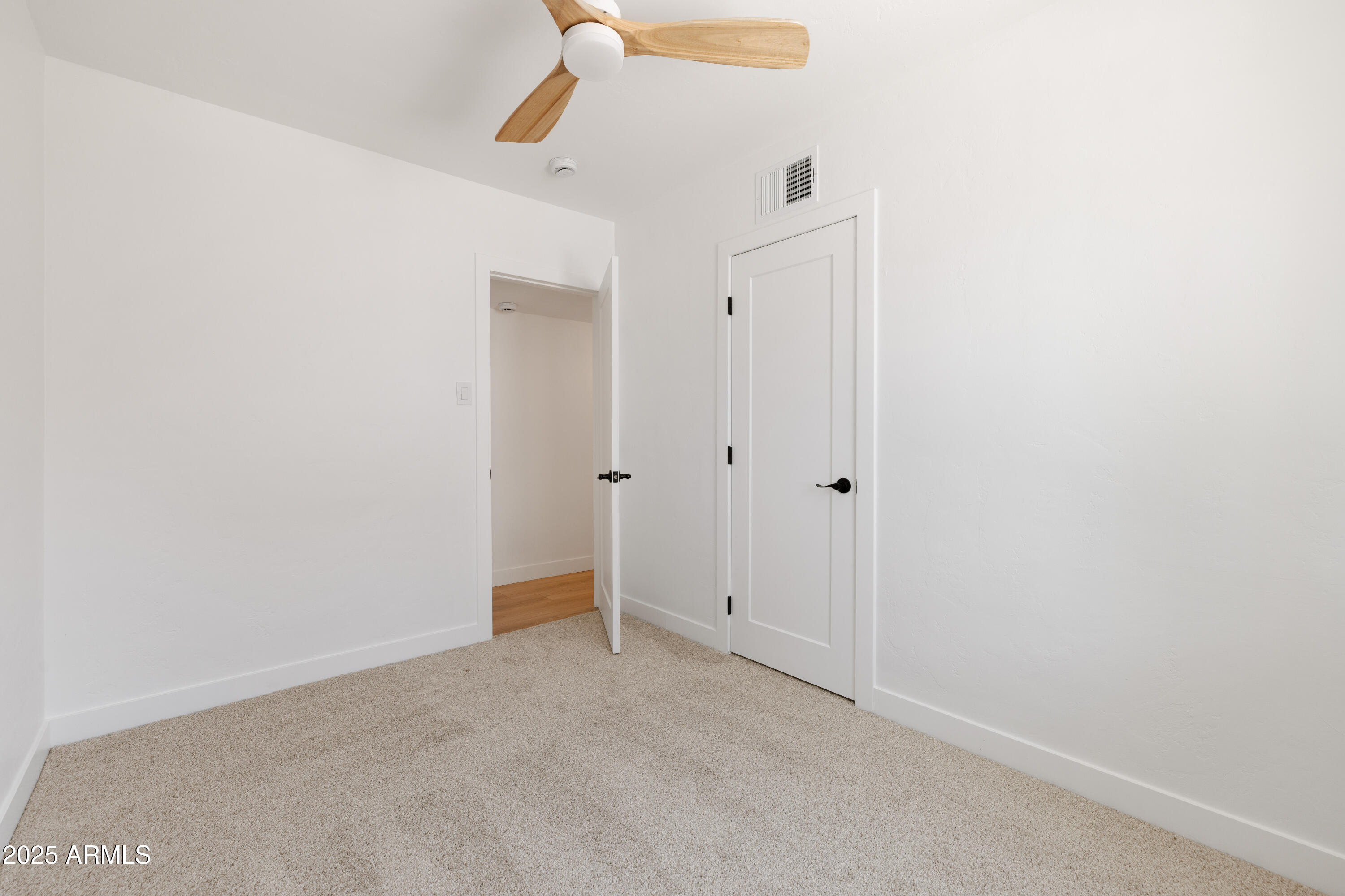 927 West Roma Avenue Phoenix, AZ 85013 - Photo 38 of 53 Bedroom 3