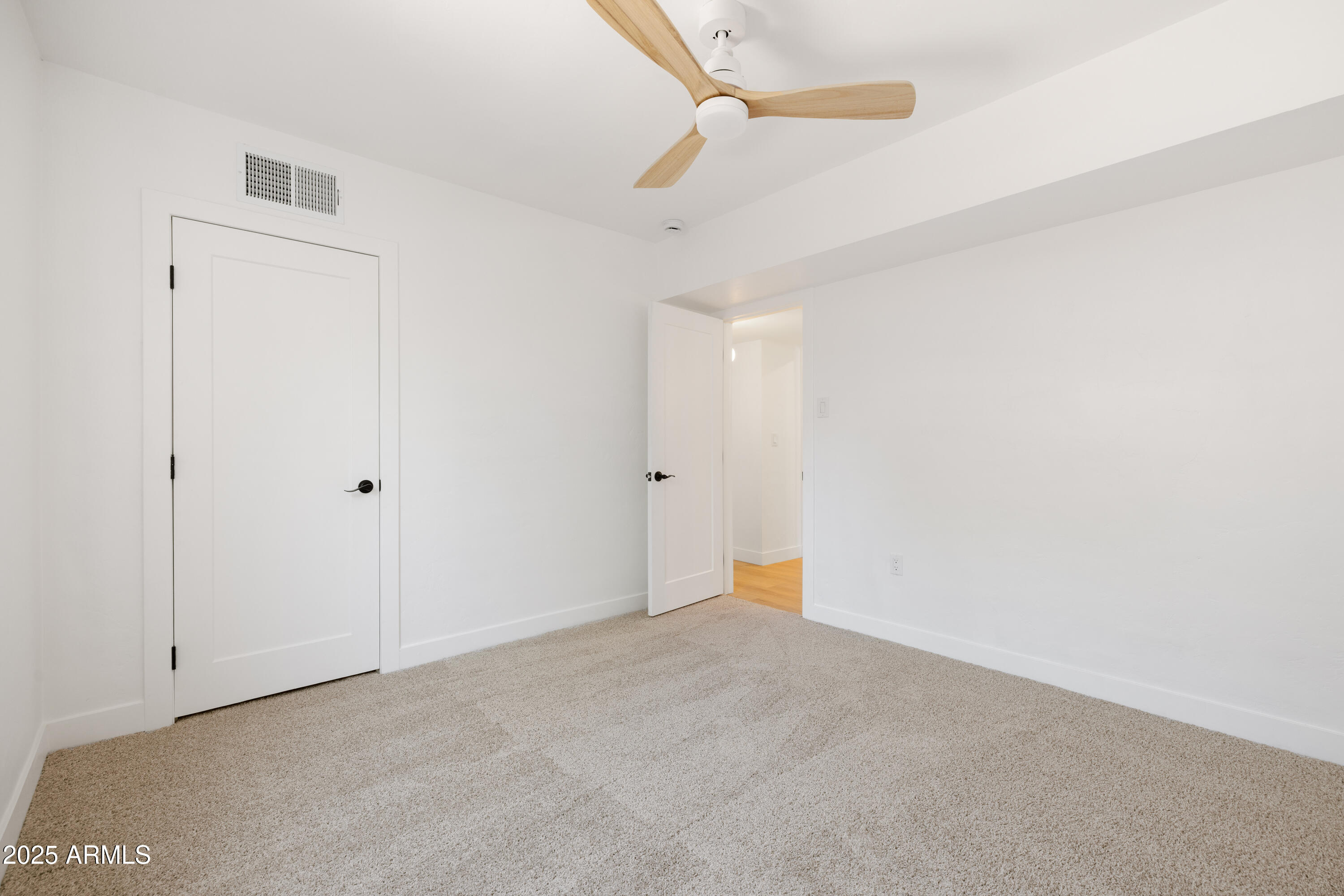 927 West Roma Avenue Phoenix, AZ 85013 - Photo 40 of 53 Bedroom 4