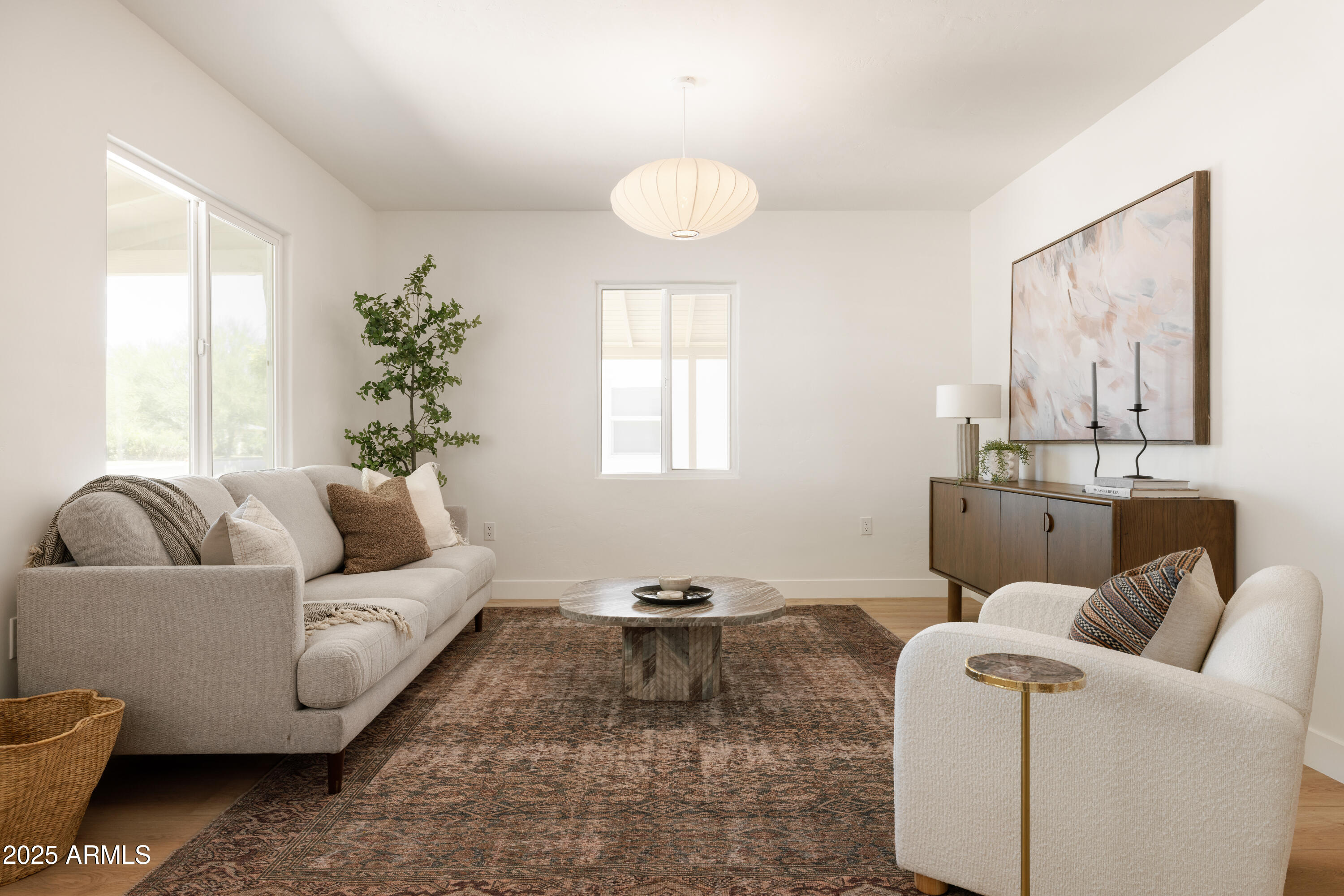 927 West Roma Avenue Phoenix, AZ 85013 - Photo 9 of 53 Living Room Area