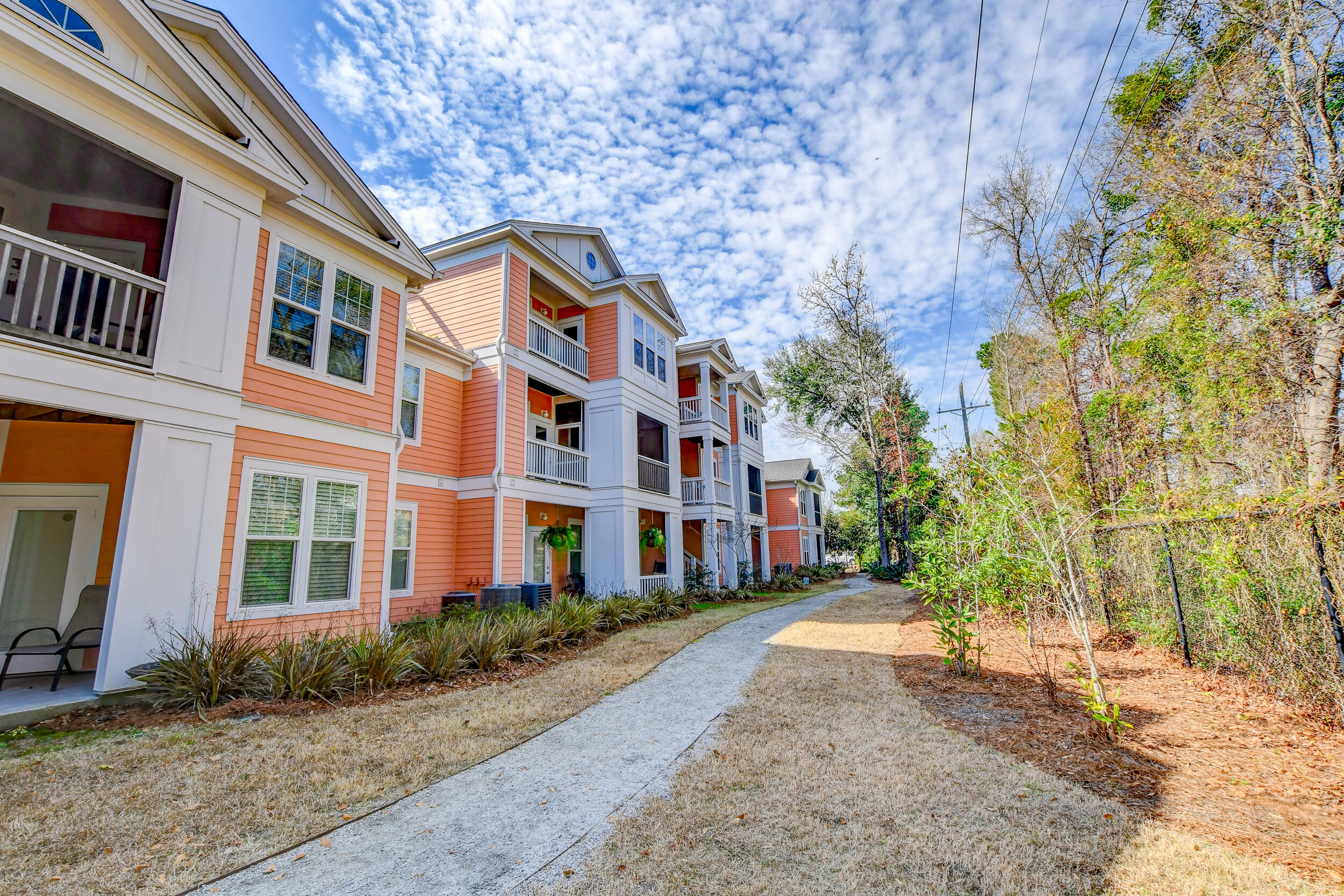 2223 Chatelain Way Mount Pleasant, SC 29464 - Photo 21 of 23 33
