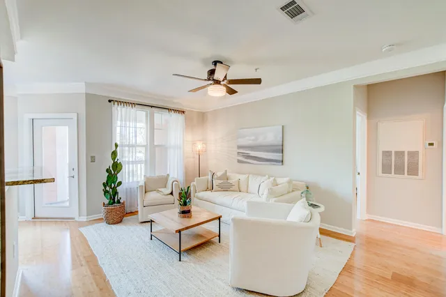 $1,800 | 2223 Chatelain Way, Mount Pleasant, SC 29464