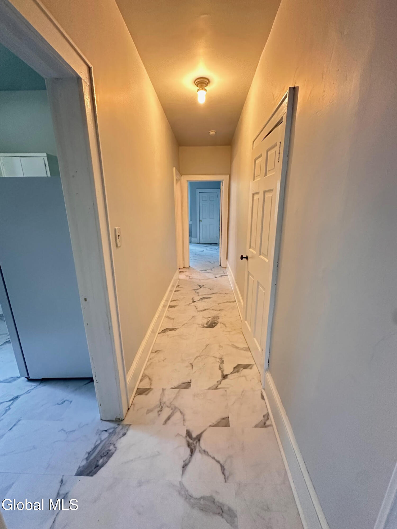 166 2nd Avenue, Unit 2 Troy, NY 12180 - Photo 5 of 11 166-5