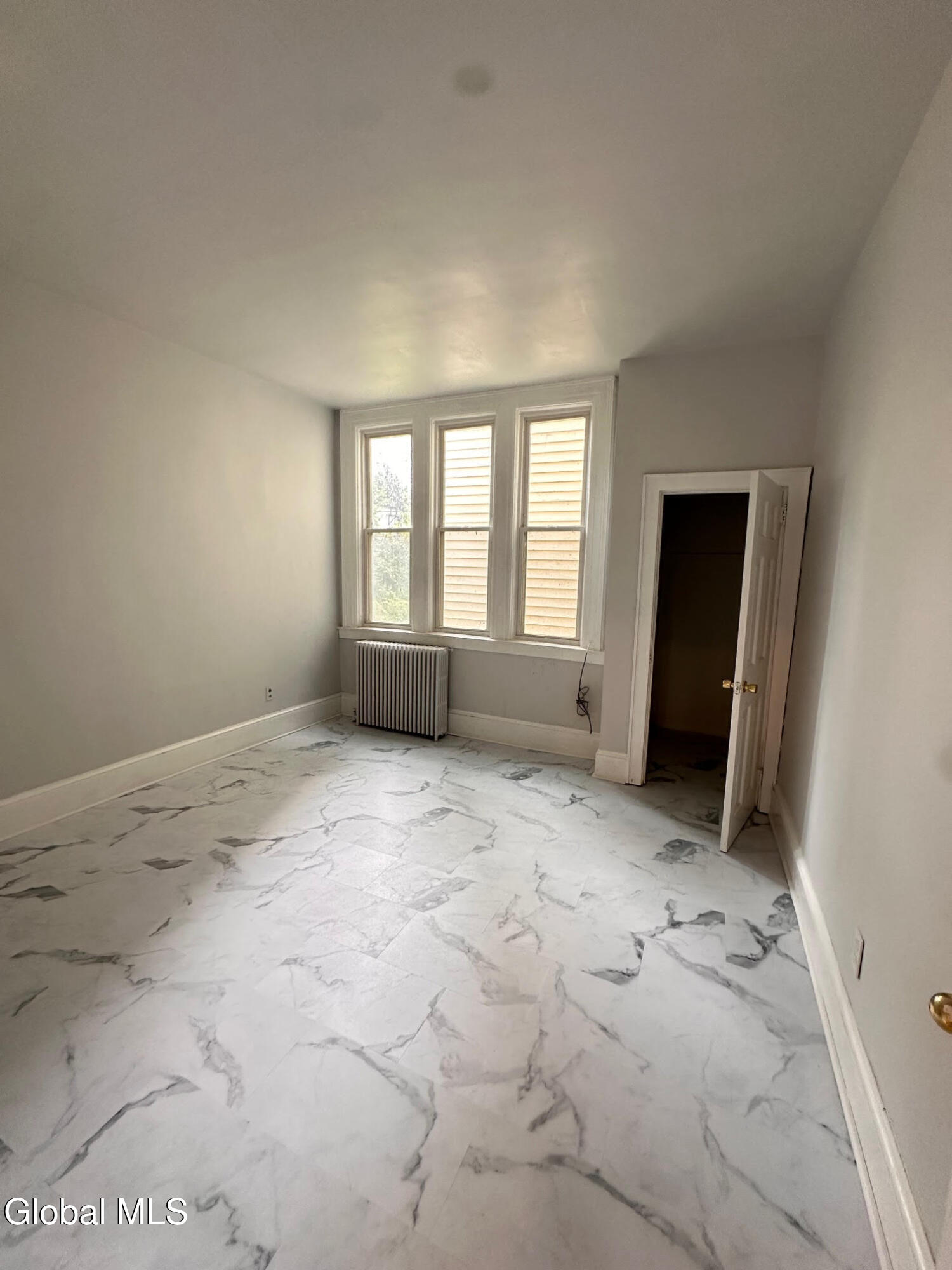 166 2nd Avenue, Unit 2 Troy, NY 12180 - Photo 6 of 11 166-12