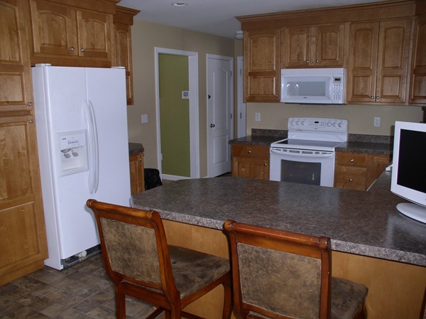 282 Christopher Drive Springfield, MA 01119 - Photo 8 of 27 Gallery Image 8