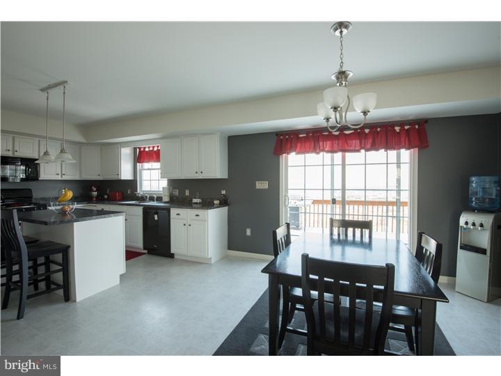 424 Longview Drive Sinking Spring, PA 19608 - Photo 3 of 24 Breakfast Room
