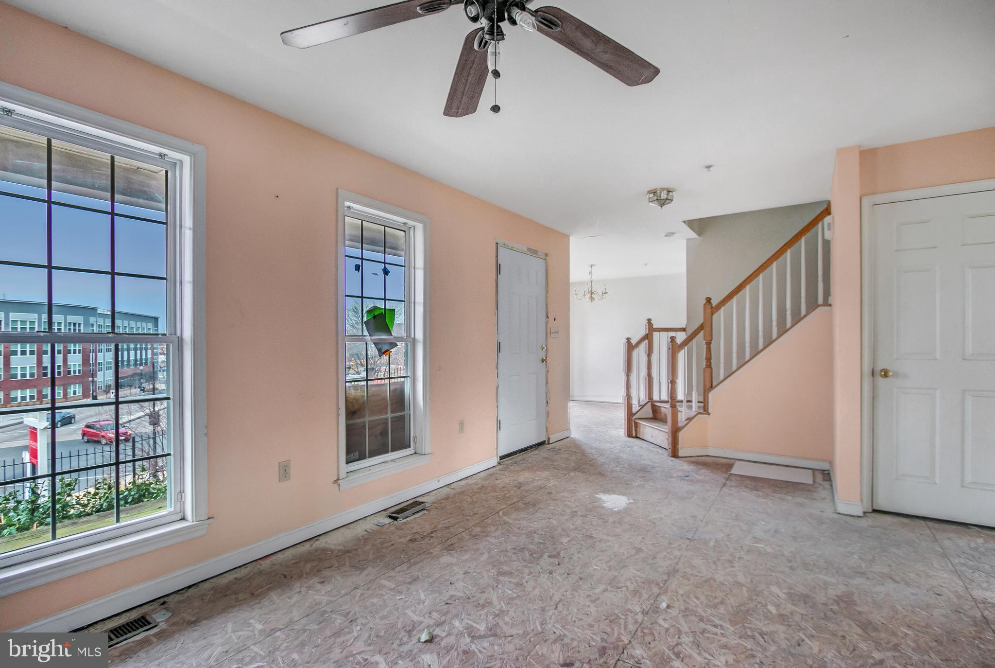 1 Ridge Road Southeast Washington, DC 20019 - Photo 4 of 34 Gallery Image 4