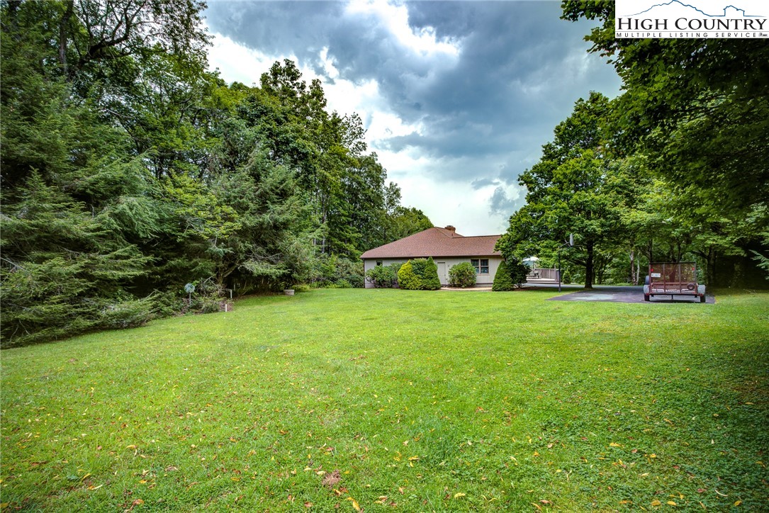 409 Blueberry Lane Boone, NC 28607 - Photo 25 of 35 Gallery Image 25