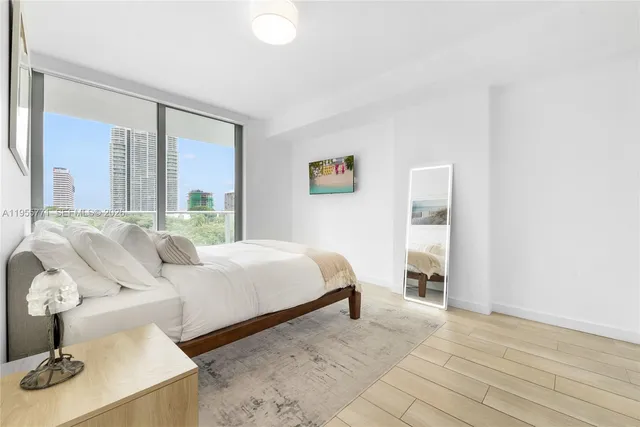 $850,000 | 1600 Southwest 1st Avenue, Unit 707, Miami, FL 33129