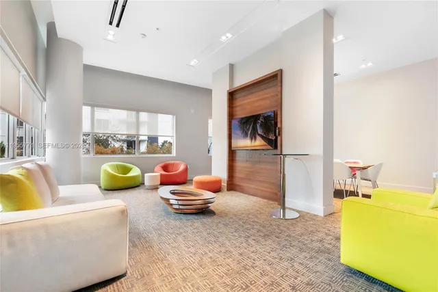 $850,000 | 1600 Southwest 1st Avenue, Unit 707, Miami, FL 33129