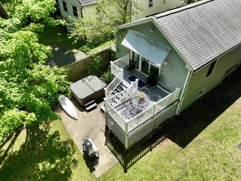 42 Water Street Northampton, MA 01053 - Photo 5 of 35