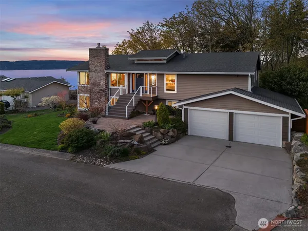 $1,665,000 | 9219 60th Avenue West, Mukilteo, WA 98275