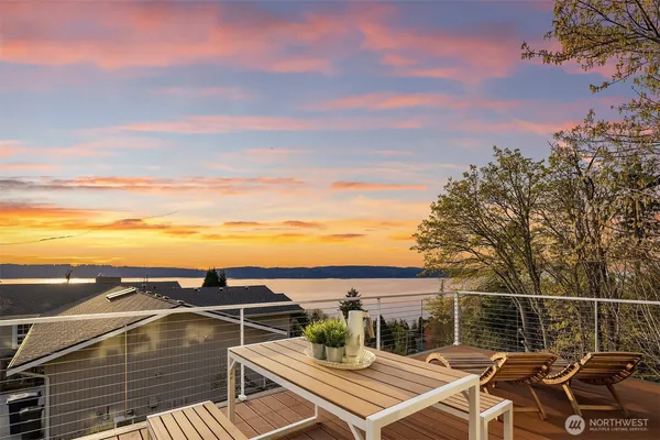 $1,665,000 | 9219 60th Avenue West, Mukilteo, WA 98275