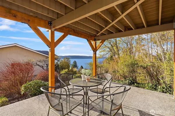 $1,665,000 | 9219 60th Avenue West, Mukilteo, WA 98275