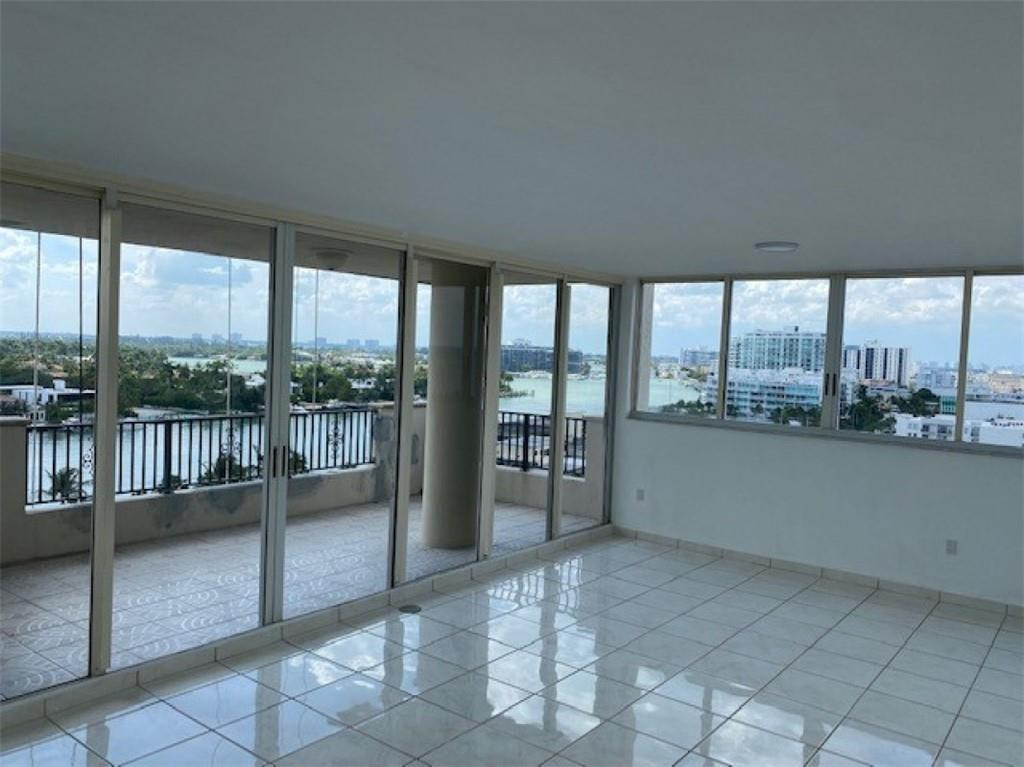 6422 Collins Avenue, Unit 1003 Miami, FL 33141 - Photo 2 of 22 Photo 2