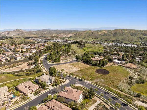 $589,000 | 8341 Kiley Court, Corona, CA 92883