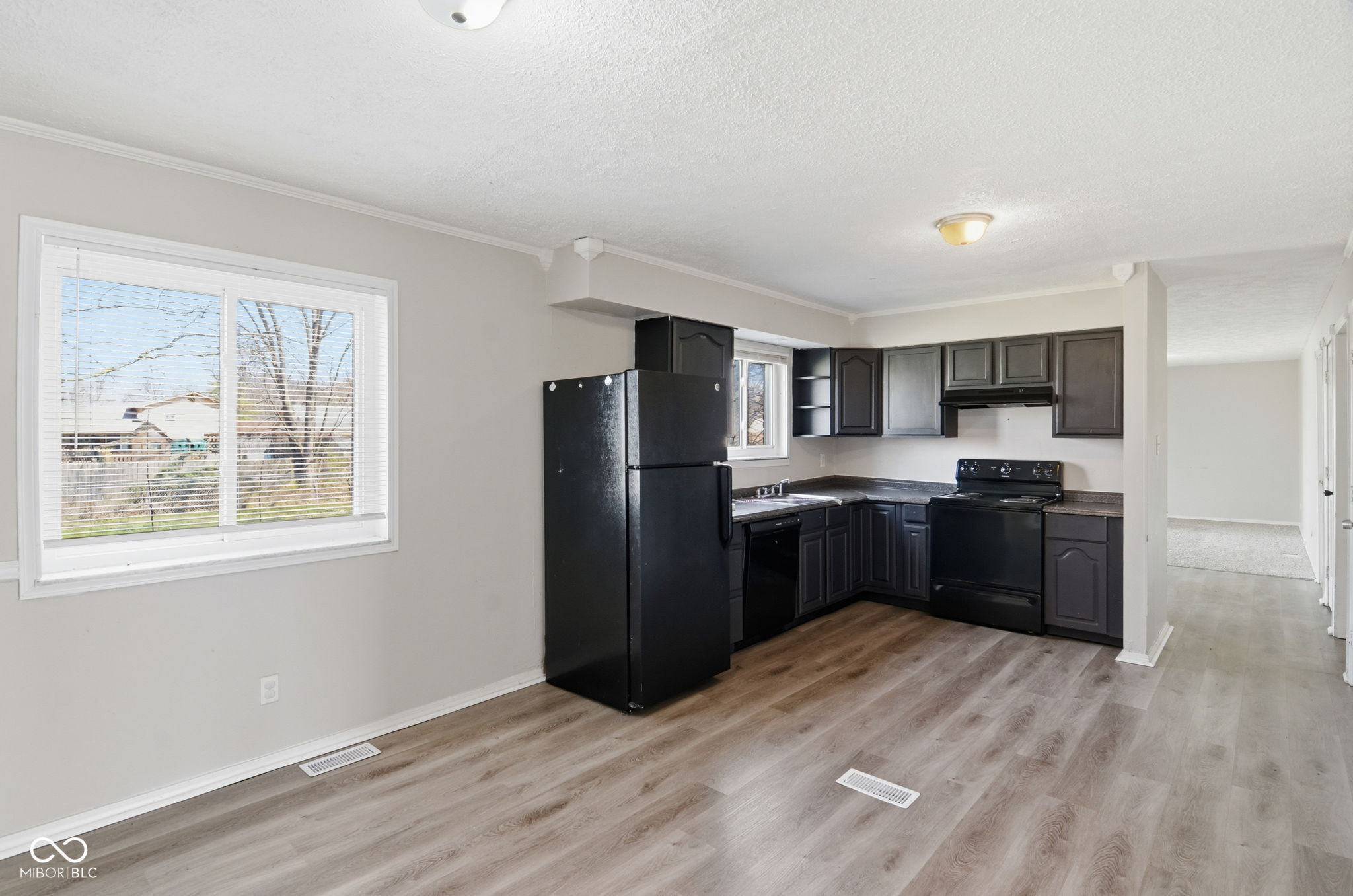 5534 Hill Rise Drive Indianapolis, IN 46237 - Photo 15 of 43
