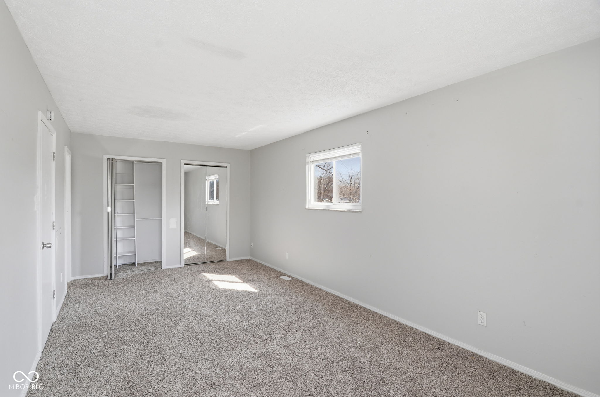 5534 Hill Rise Drive Indianapolis, IN 46237 - Photo 16 of 43
