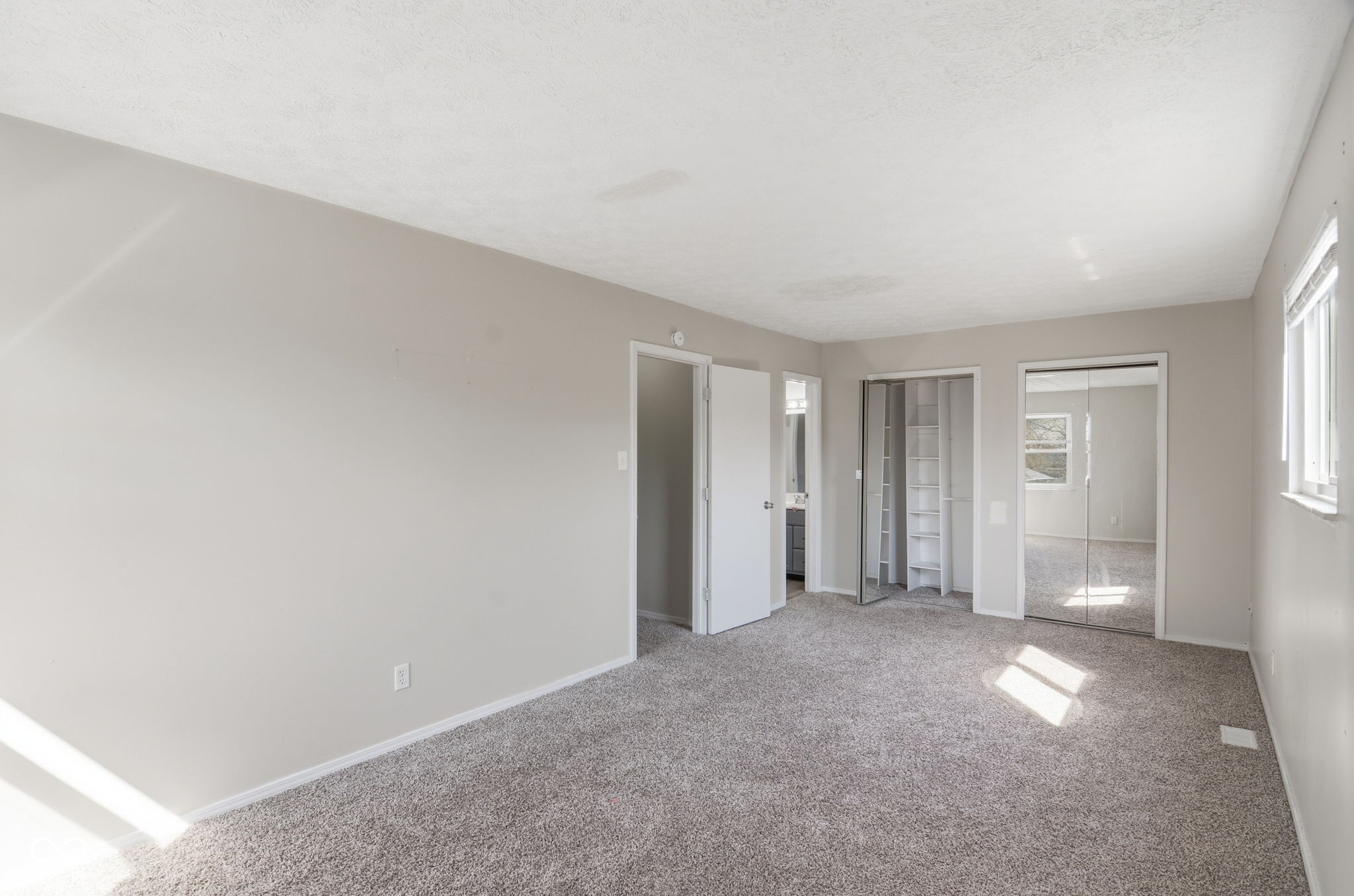 5534 Hill Rise Drive Indianapolis, IN 46237 - Photo 17 of 43