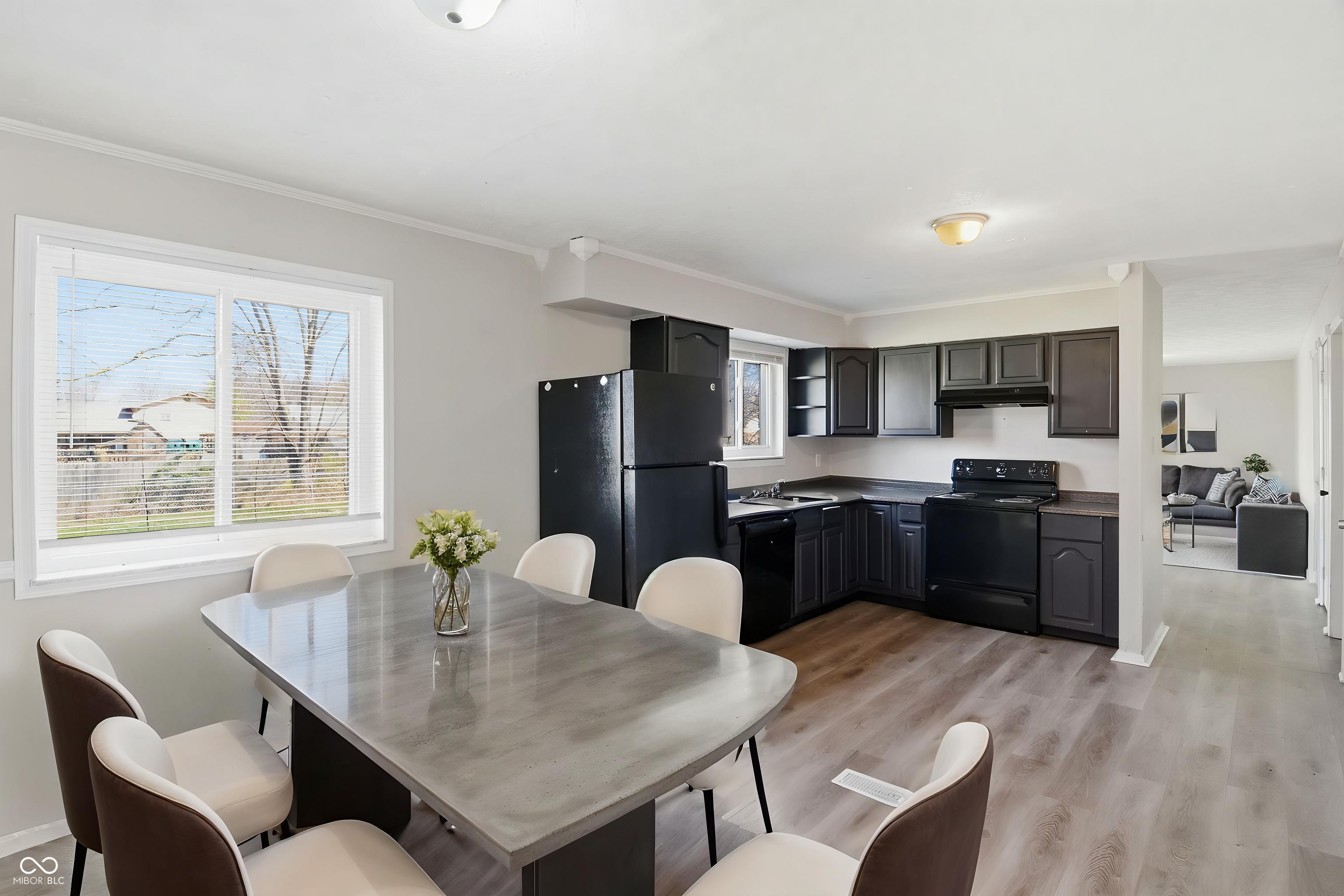 5534 Hill Rise Drive Indianapolis, IN 46237 - Photo 5 of 43