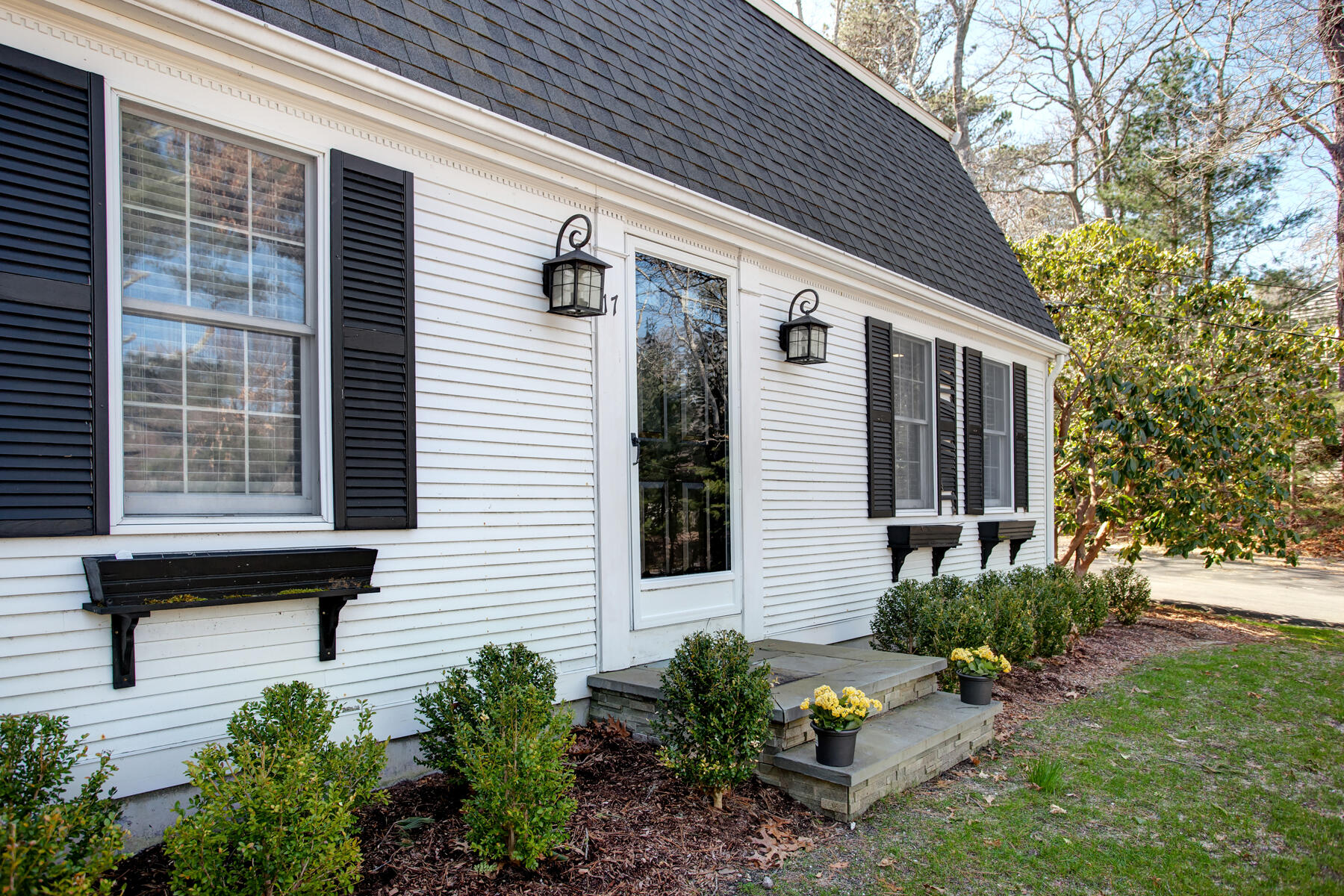17 Spectacle Road East Sandwich, MA 02537 - Photo 2 of 37 004_17Spectacle_040422