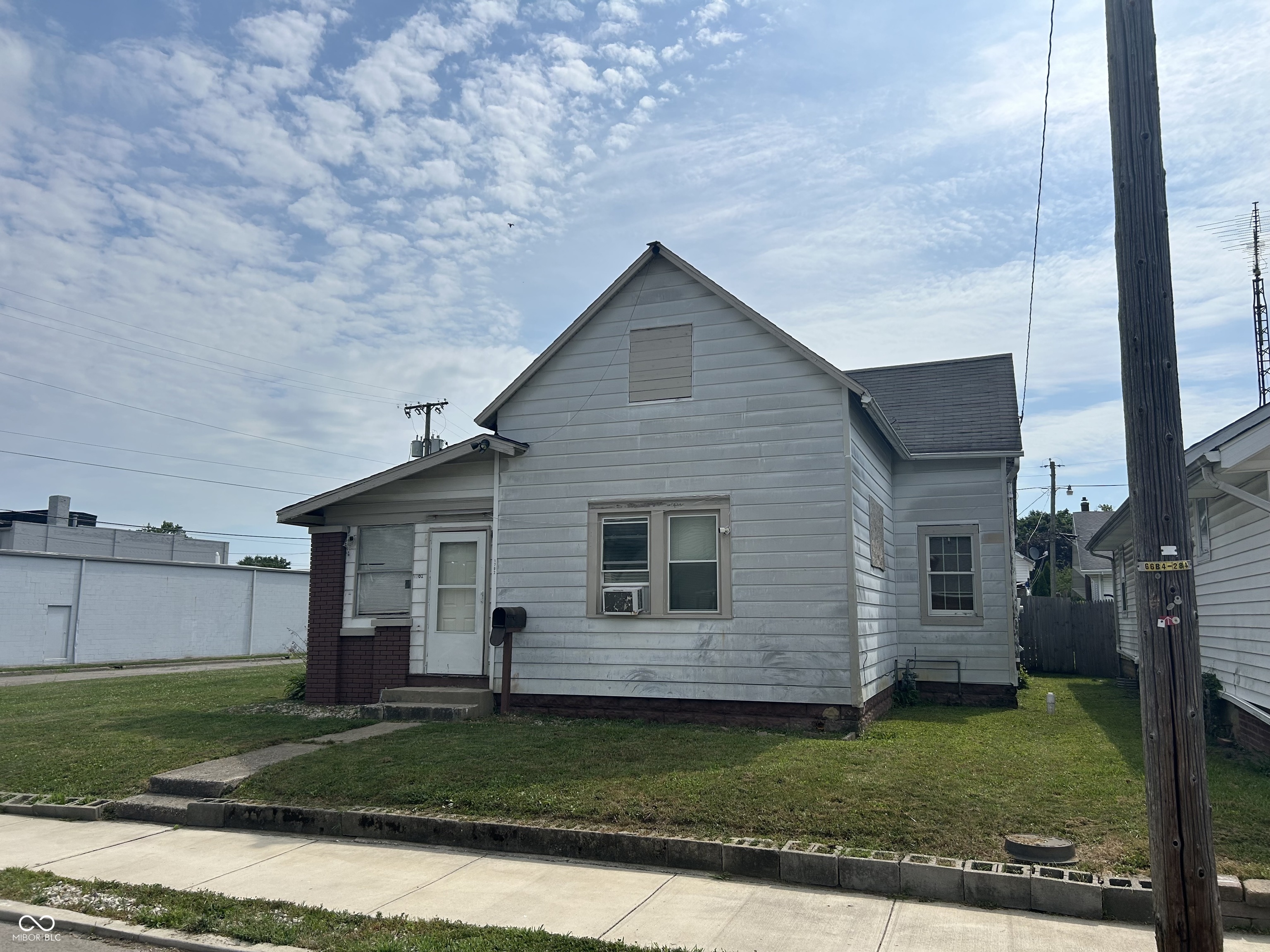 1702 South High Street Muncie, IN 47302 - Photo 1 of 8