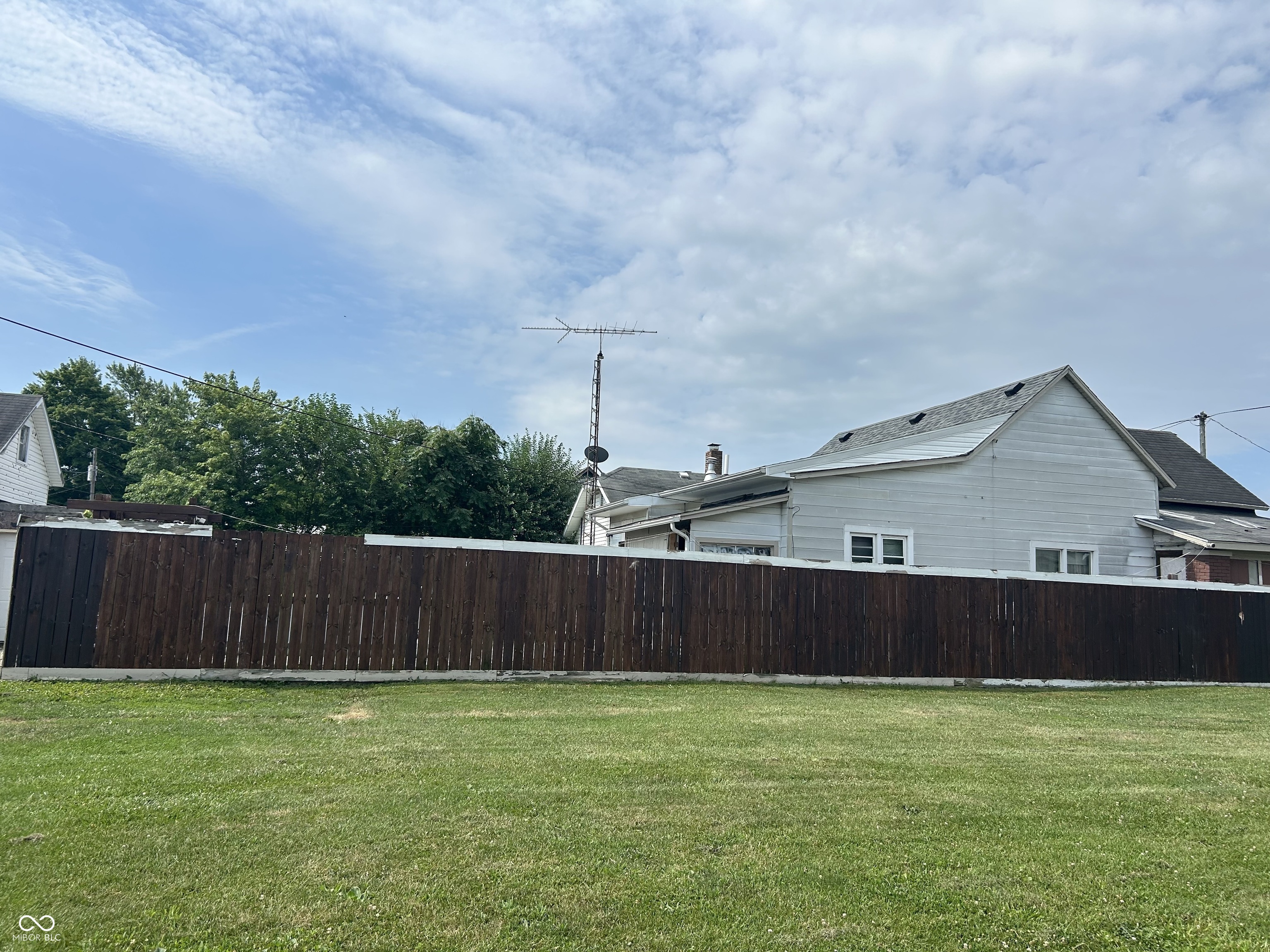 1702 South High Street Muncie, IN 47302 - Photo 2 of 8